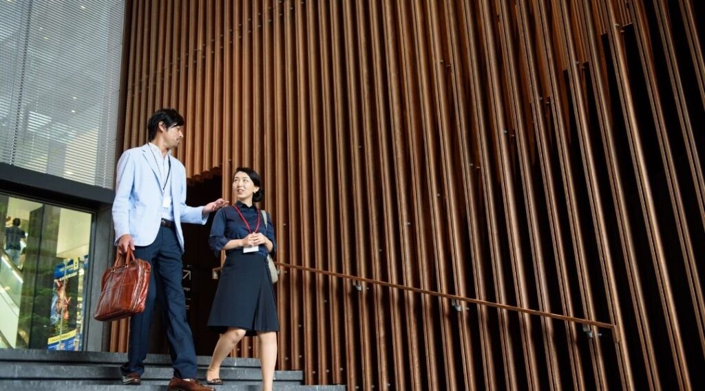 「落とし込む」をビジネスシーンで使う場合について