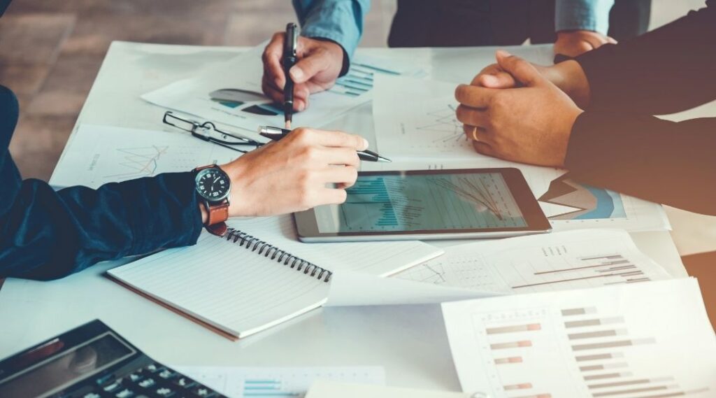 ビジネスでの仕様の使い方について