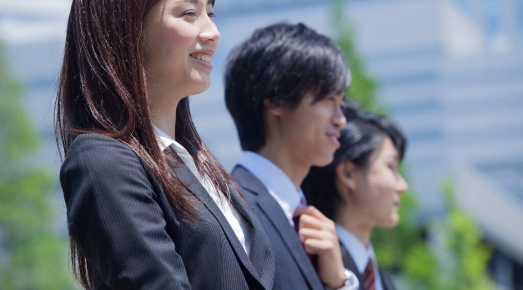 内定後から入社までの期間は何日？失業保険利用のポイント