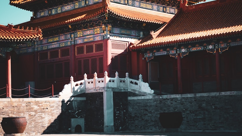 性善説と性悪説とは?違いをやさしく解説|意味・由来・仕事や人間関係での活かし方まで